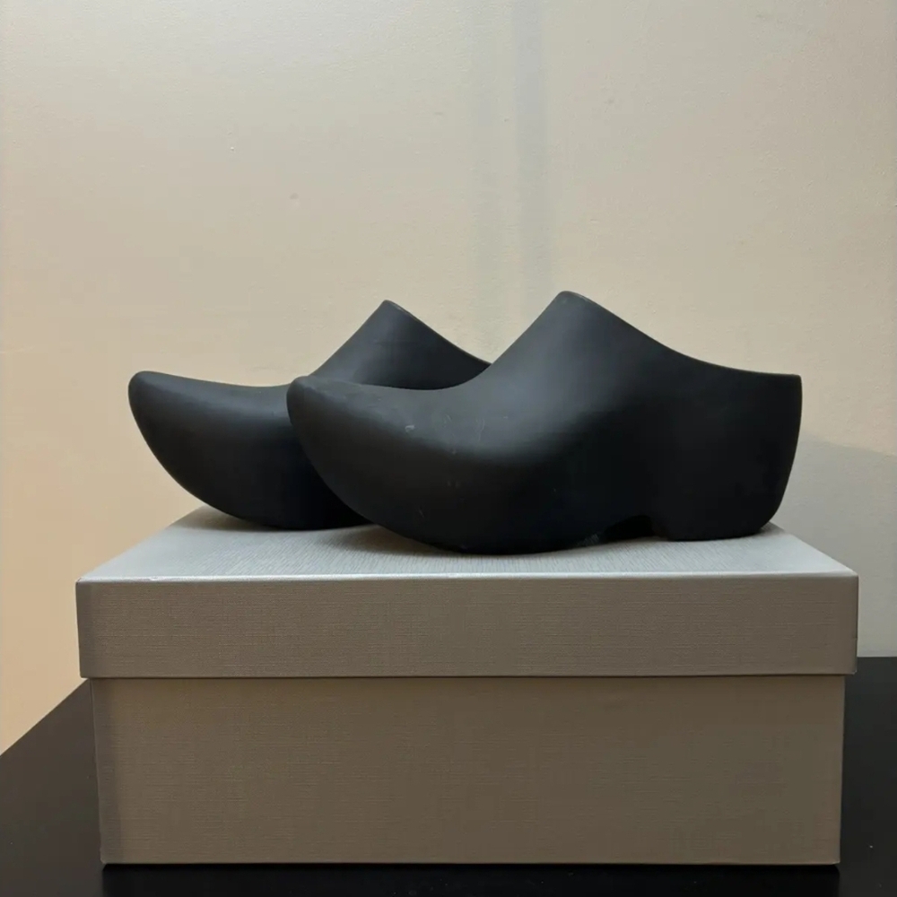 Balenciaga Black Men's Loafers - Picture 6 of 6
